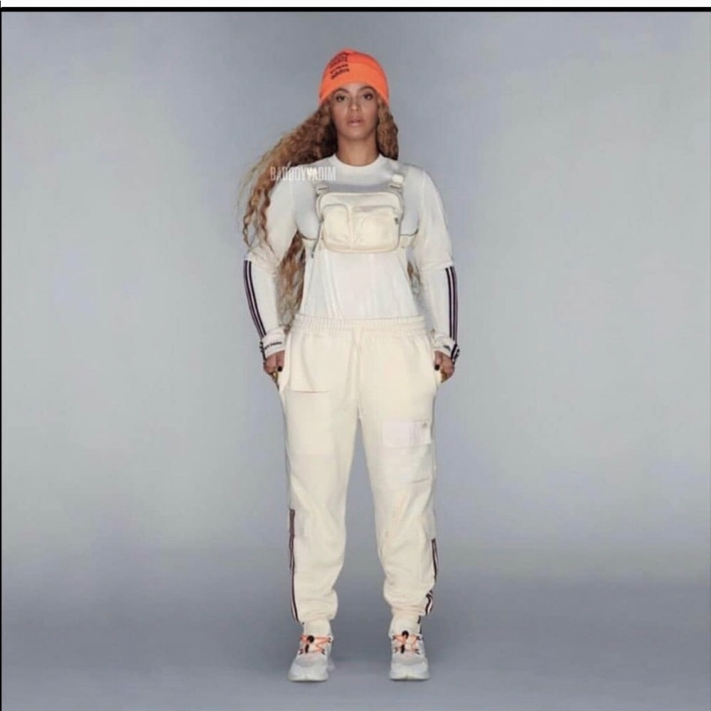 Ivy Park x Adidas Cargo sweatpants